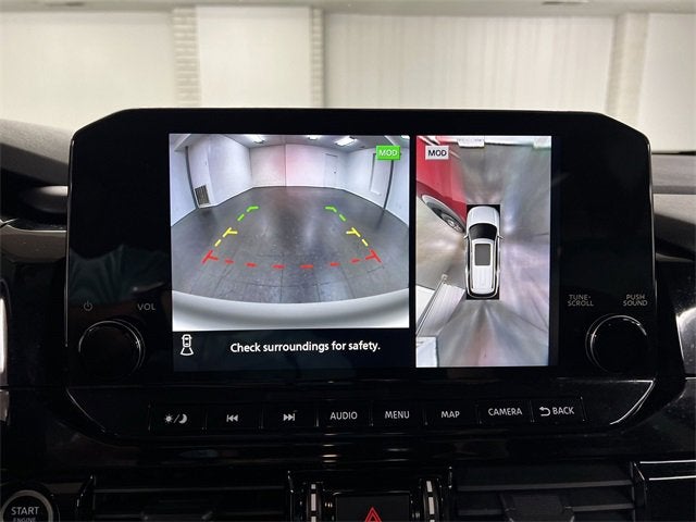 2023 Nissan Pathfinder SL FWD