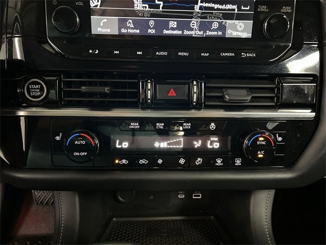 2023 Nissan Pathfinder SL FWD