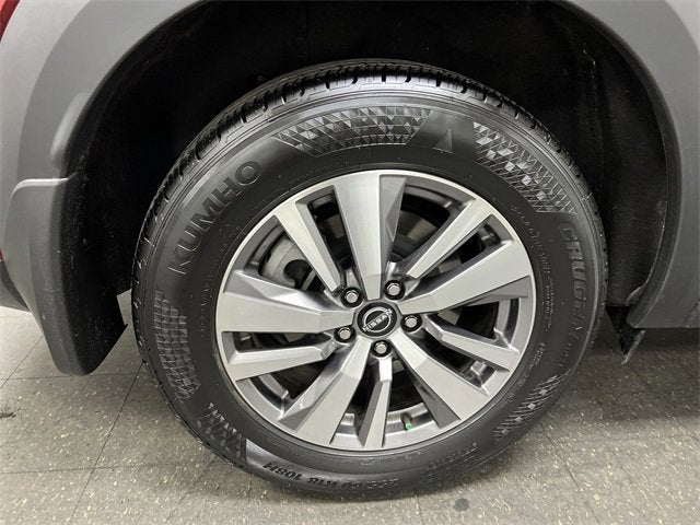 2023 Nissan Pathfinder SL FWD