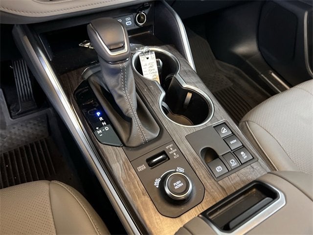 2024 Toyota Highlander Platinum