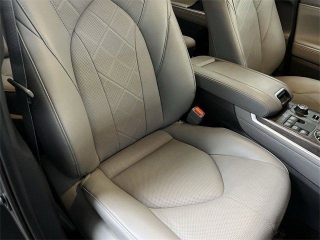 2024 Toyota Highlander Platinum