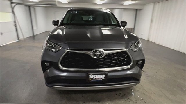 2024 Toyota Highlander Platinum