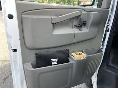 2025 GMC Savana Cutaway 3500 1WT