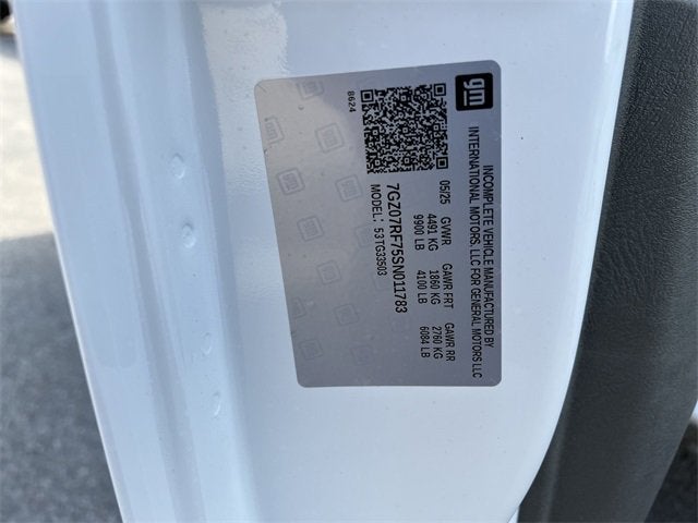 2025 GMC Savana Cutaway 3500 1WT