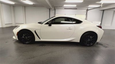 2024 Toyota GR86 Premium