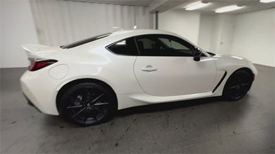 2024 Toyota GR86 Premium