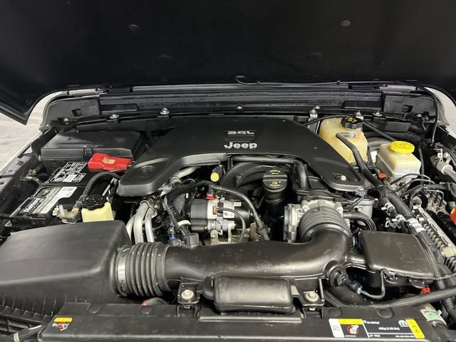 2021 Jeep Wrangler Unlimited Sahara Altitude