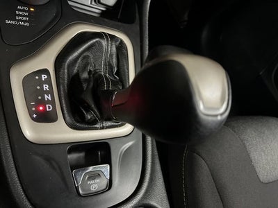 2017 Jeep Cherokee Sport