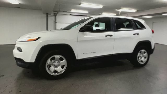 2017 Jeep Cherokee Sport