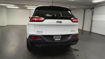 2017 Jeep Cherokee Sport