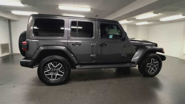 2025 Jeep Wrangler 4-Door Sahara 4x4