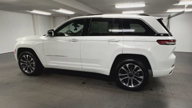 2023 Jeep Grand Cherokee Overland 4x4