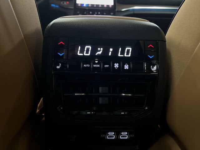 2025 Jeep Grand Cherokee Summit 4x4