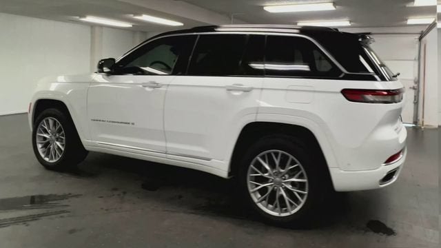 2025 Jeep Grand Cherokee Summit 4x4