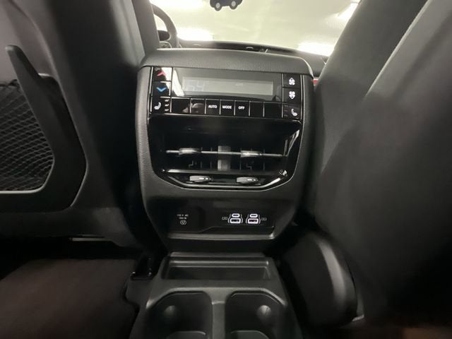 2025 Jeep Grand Cherokee L Overland 4x4