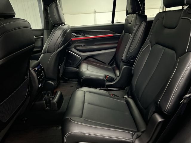 2025 Jeep Grand Cherokee L Overland 4x4