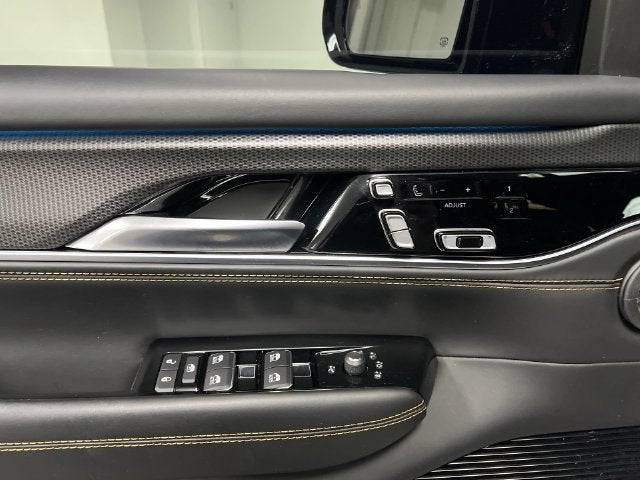 2023 Jeep Grand Wagoneer Series III Obsidian 4x4