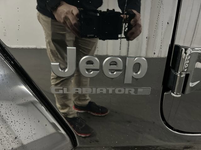 2023 Jeep Gladiator Sport S 4x4