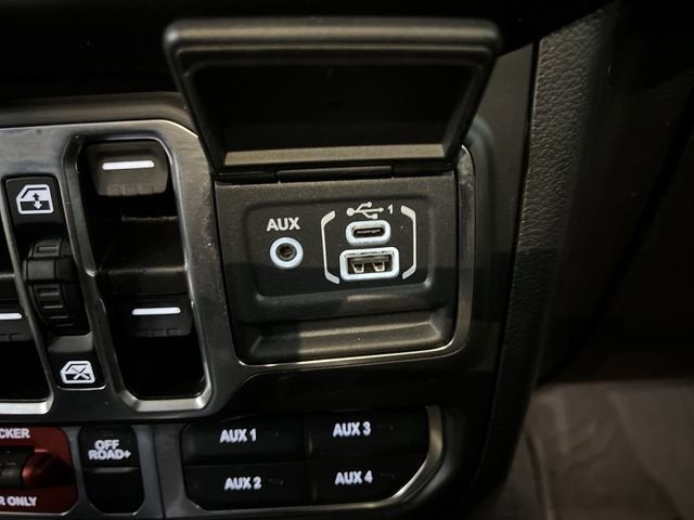 2022 Jeep Gladiator Mojave 4x4