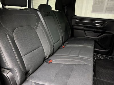 2020 RAM 1500 Big Horn Crew Cab 4x4 5'7" Box