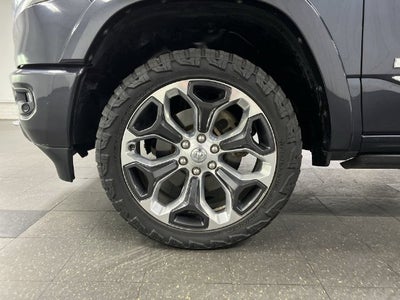 2021 RAM 1500 Limited Crew Cab 4x4 5'7" Box