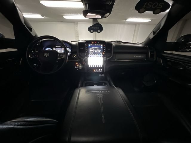 2021 RAM 1500 Limited Crew Cab 4x4 5'7" Box