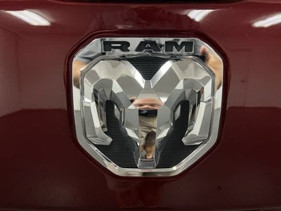 2021 RAM 1500 Limited Crew Cab 4x4 5'7" Box