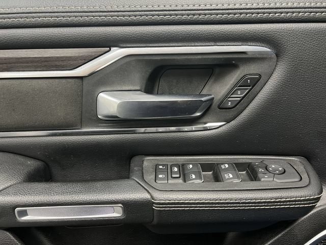 2025 RAM 1500 Laramie Crew Cab 4x4 5'7" Box