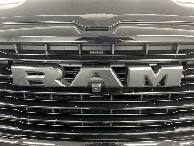 2025 RAM 1500 Laramie Crew Cab 4x4 5'7" Box
