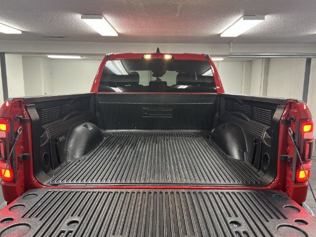 2024 RAM 1500 Laramie Crew Cab 4x4 5'7" Box