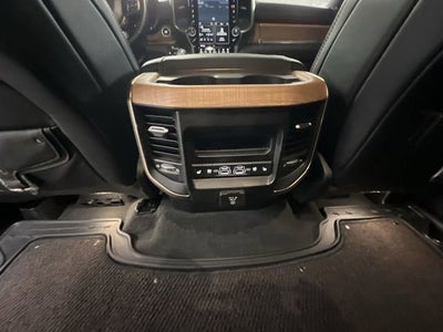 2024 RAM 1500 Limited Longhorn Crew Cab 4x4 5'7" Box
