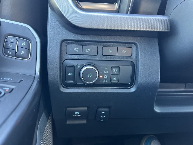 2023 Ford Super Duty F-350 SRW XL