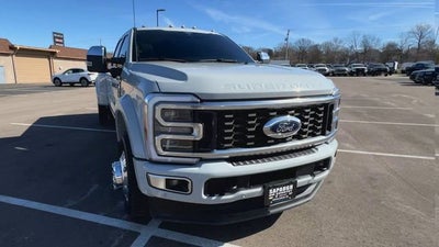 2025 Ford F-450 Platinum