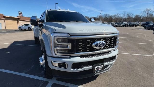 2025 Ford F-450 Platinum
