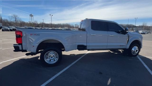 2025 Ford F-450 Platinum