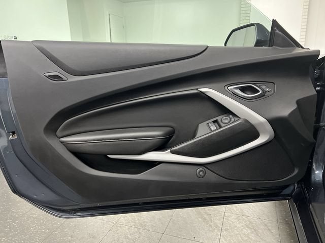 2021 Chevrolet Camaro 2LT