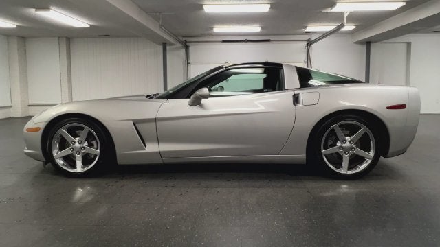 2005 Chevrolet Corvette Base