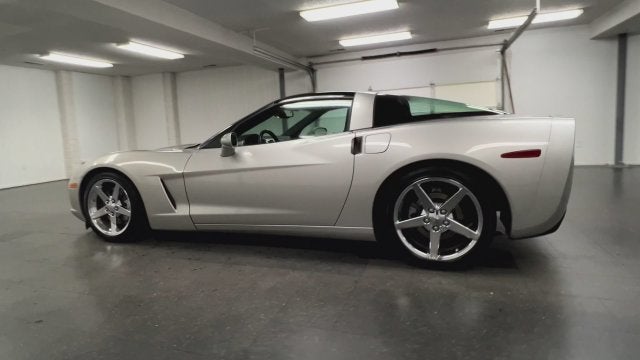 2005 Chevrolet Corvette Base