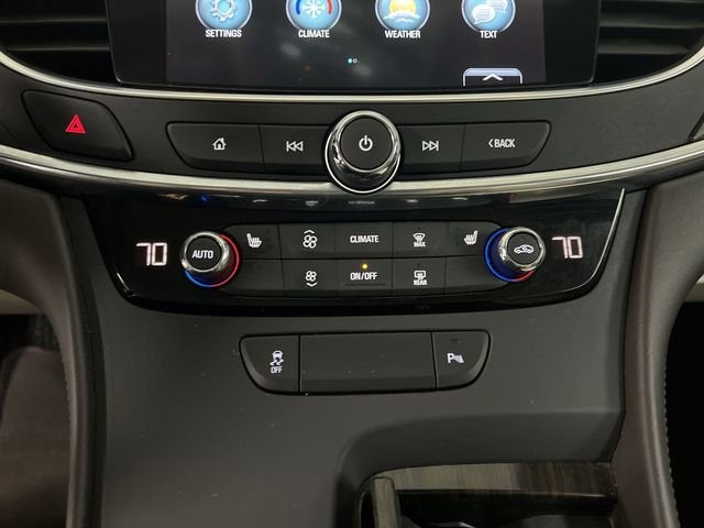 2017 Buick LaCrosse Essence