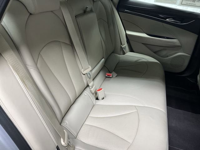 2017 Buick LaCrosse Essence