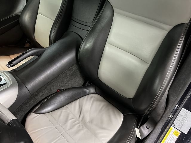 2008 Saturn Sky Carbon Flash SE