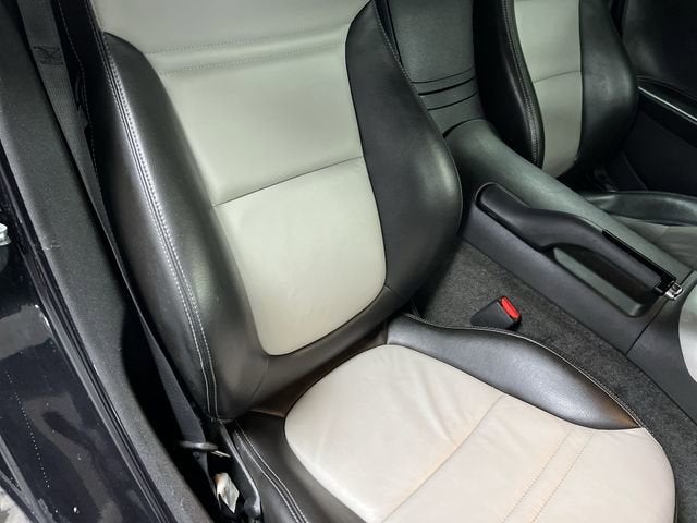 2008 Saturn Sky Carbon Flash SE