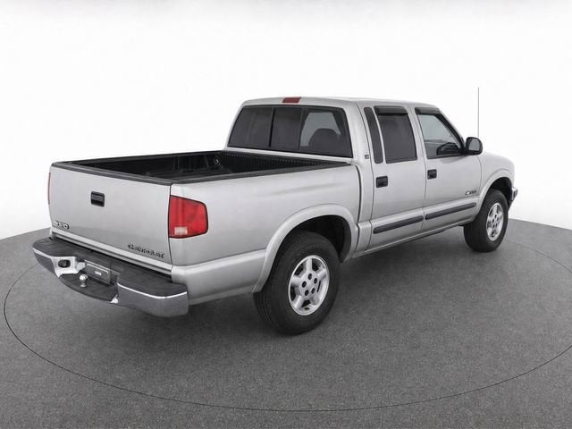 2002 Chevrolet S10 LS