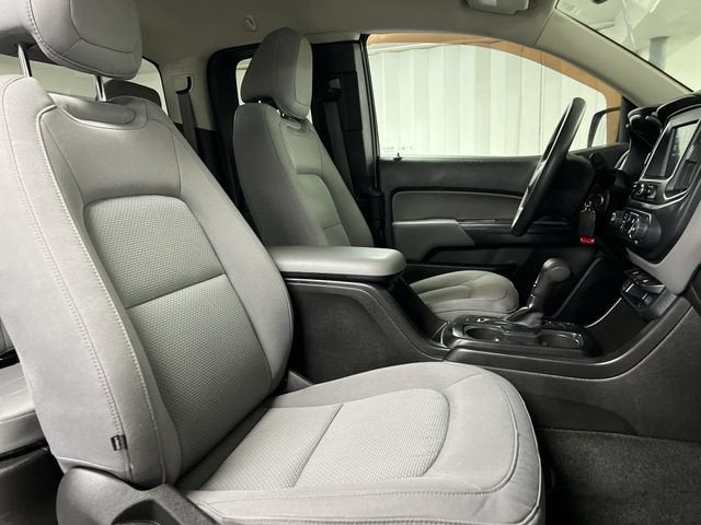 2017 Chevrolet Colorado 2WD WT