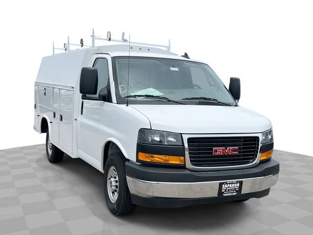 2025 GMC Savana 3500 139" WB's photo