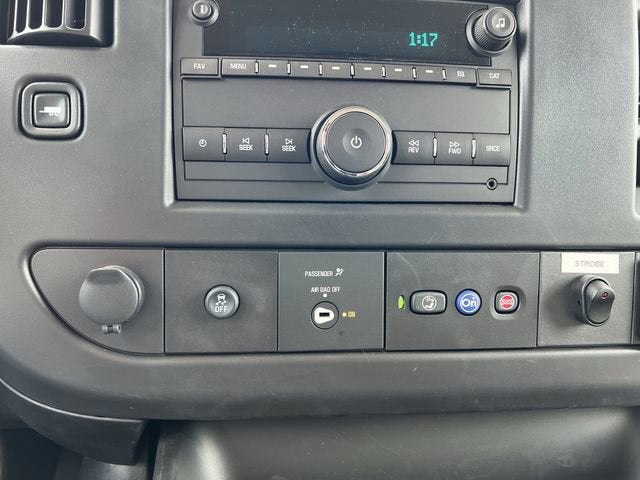 2025 GMC Savana Cutaway 3500 1WT