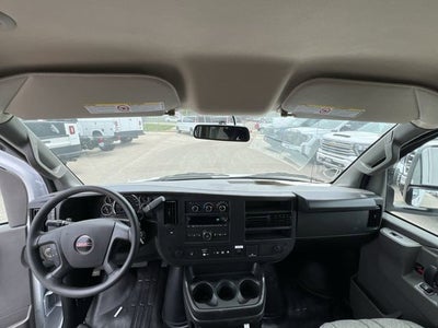 2025 GMC Savana Cutaway 3500 1WT