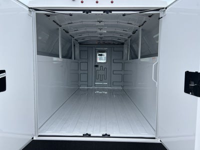 2025 GMC Savana Cutaway 3500 1WT