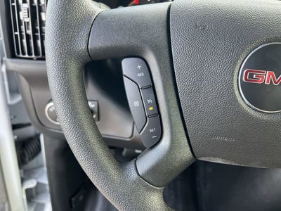 2025 GMC Savana Cutaway 3500 1WT