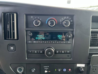 2025 GMC Savana Cutaway 3500 1WT